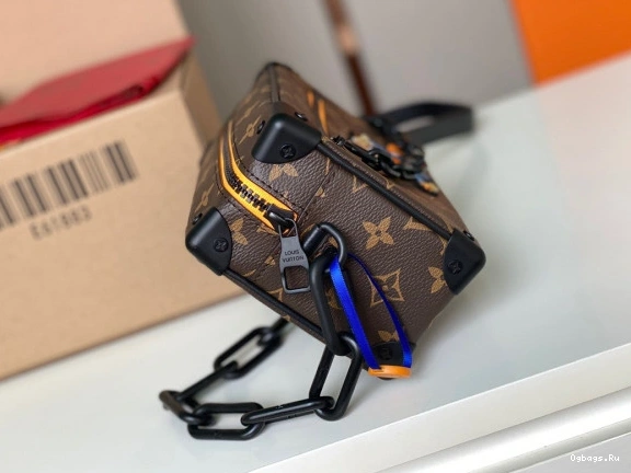 TRUNK LOUIS VUITTON SOFT 0801